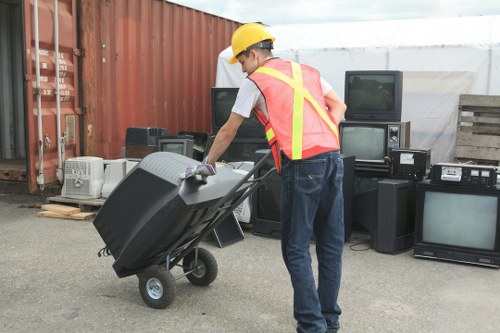 Eco-friendly disposal during flat clearance